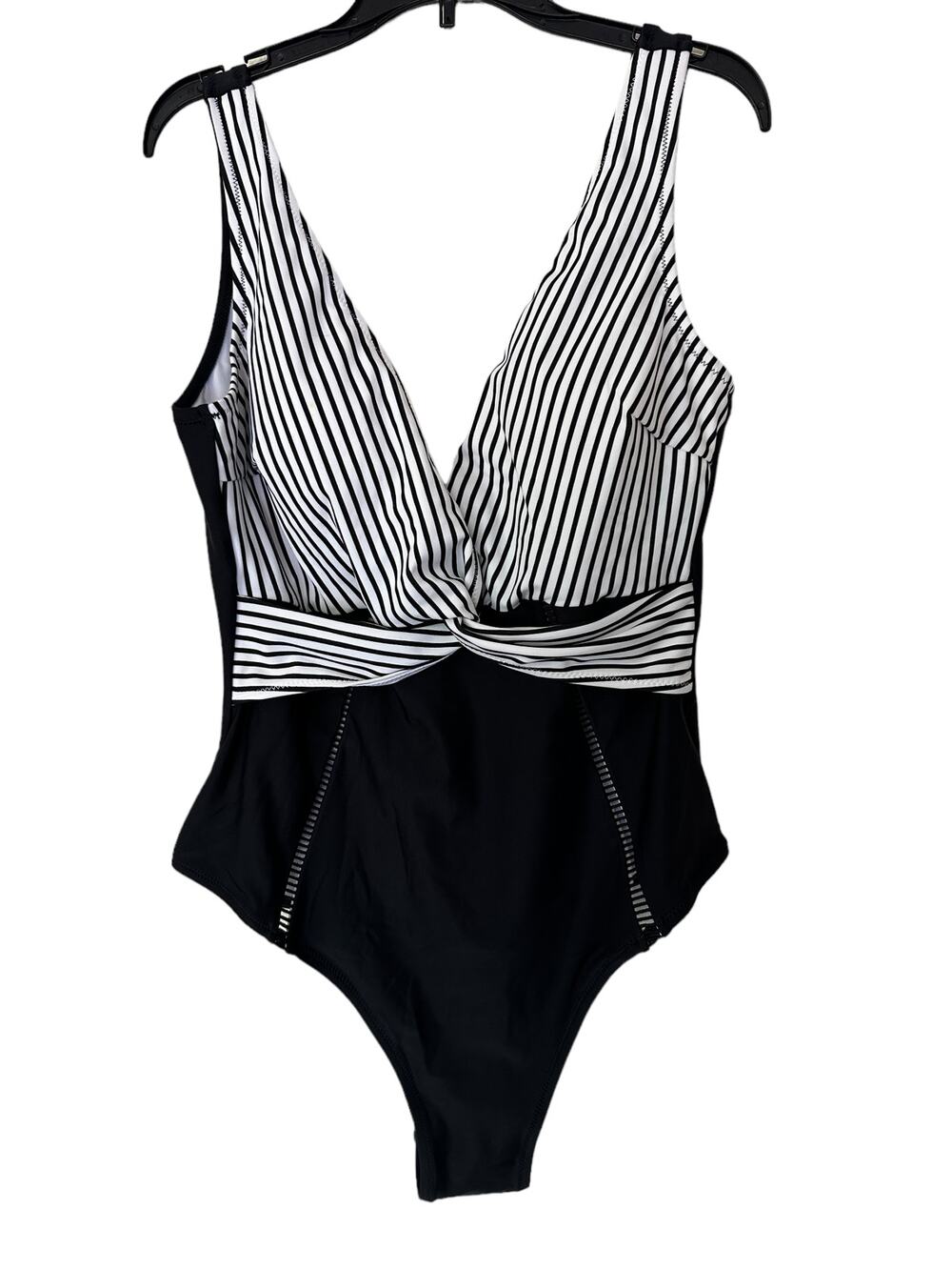 Cupshe Black and White One Piece Swimsuit Large NEW